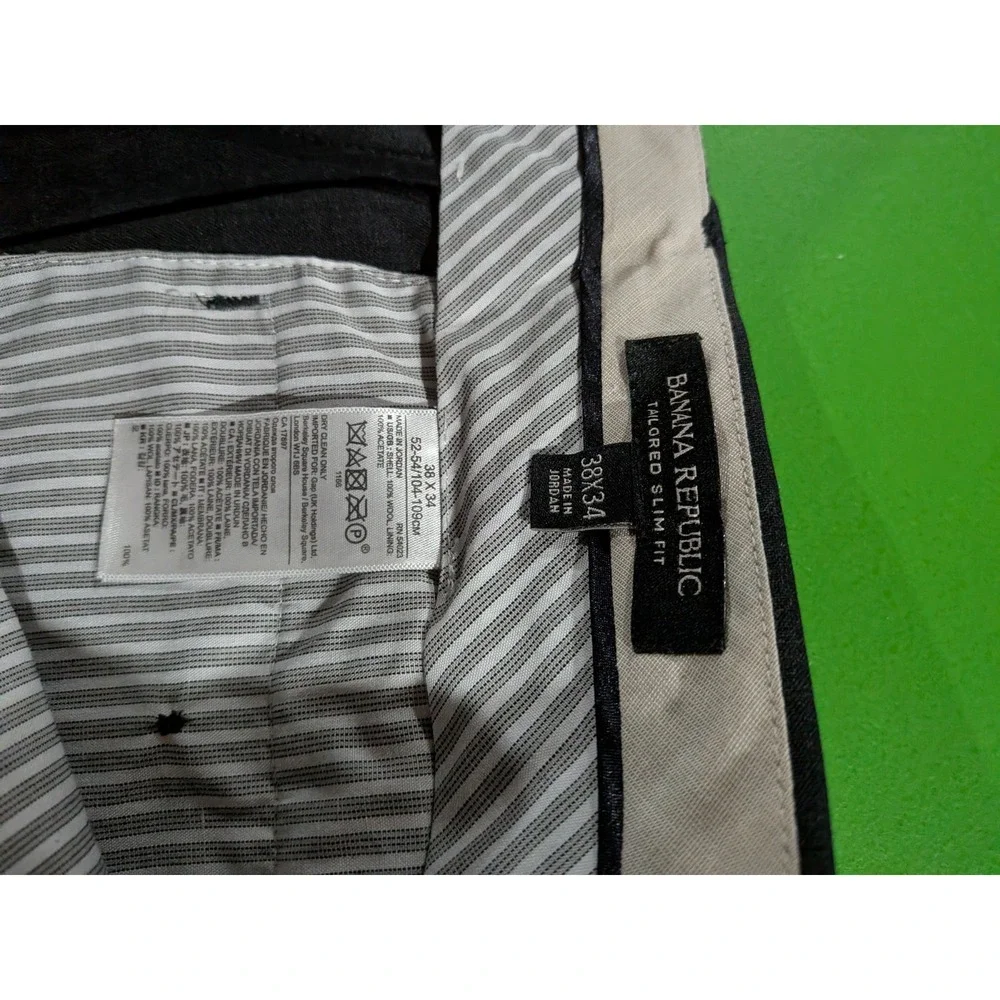 Banana Republic see all